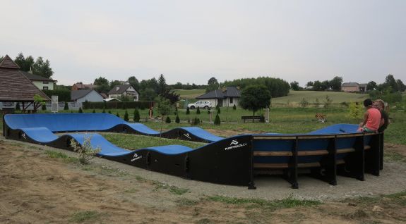 Composite Pumptrack für jeden Benutzer angepasst