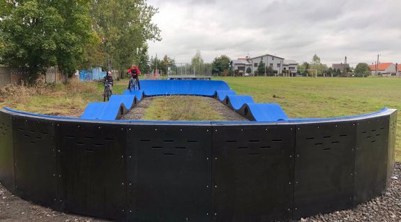 Nicht stationärer modularer Pumptrack