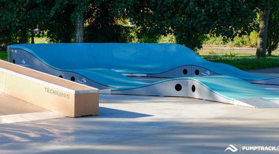 Schreib „Pumptrack“ 