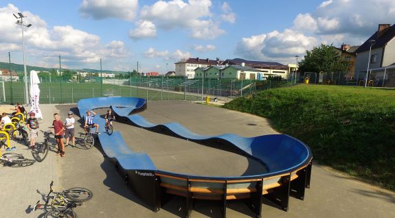 Pumptrack - Fahrrad-Spielplatz