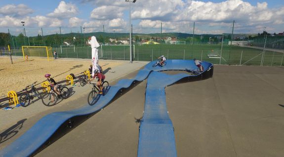 Pumptrack - Fahrrad-Spielplatz